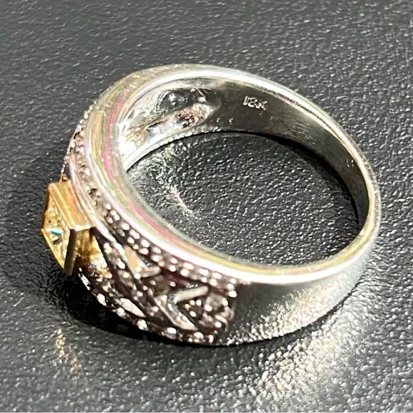 Sold-18K Two Tone Gold 0.50 Ct.Tw. Ladies Ring - Picture 10 of 11